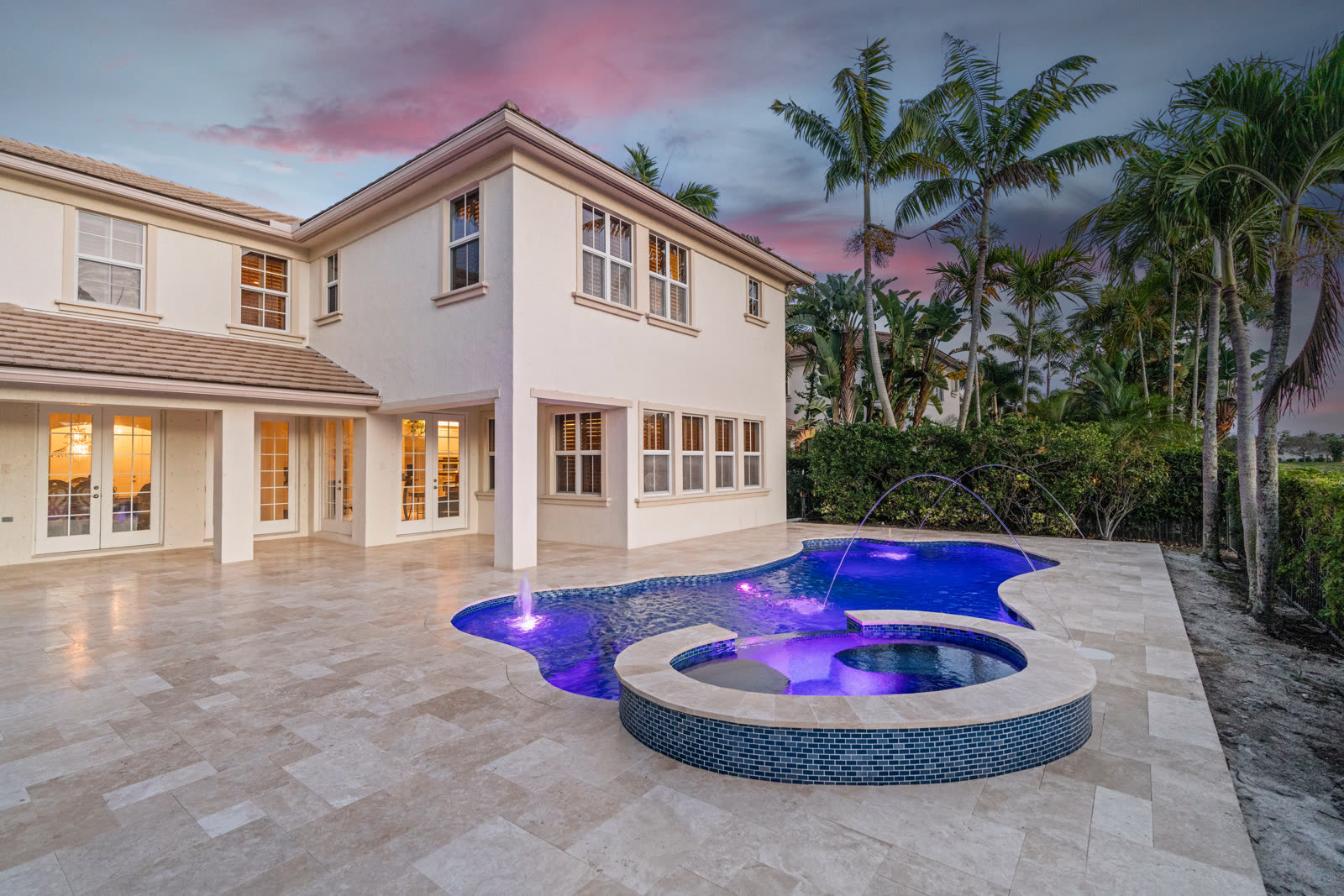 Luxury Freeform Pool & Spa with LED Lighting