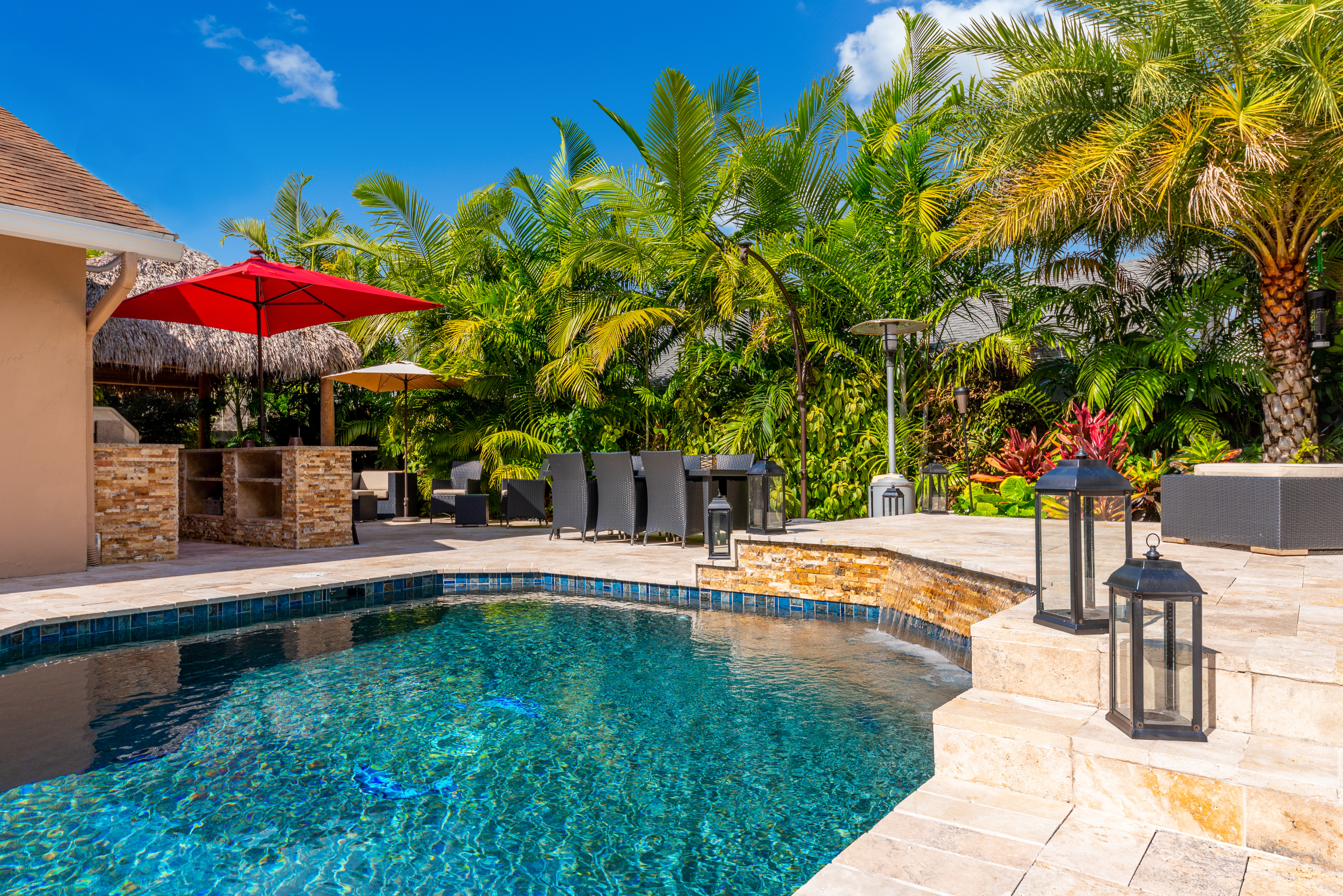 Tropical Resort-Style Pool